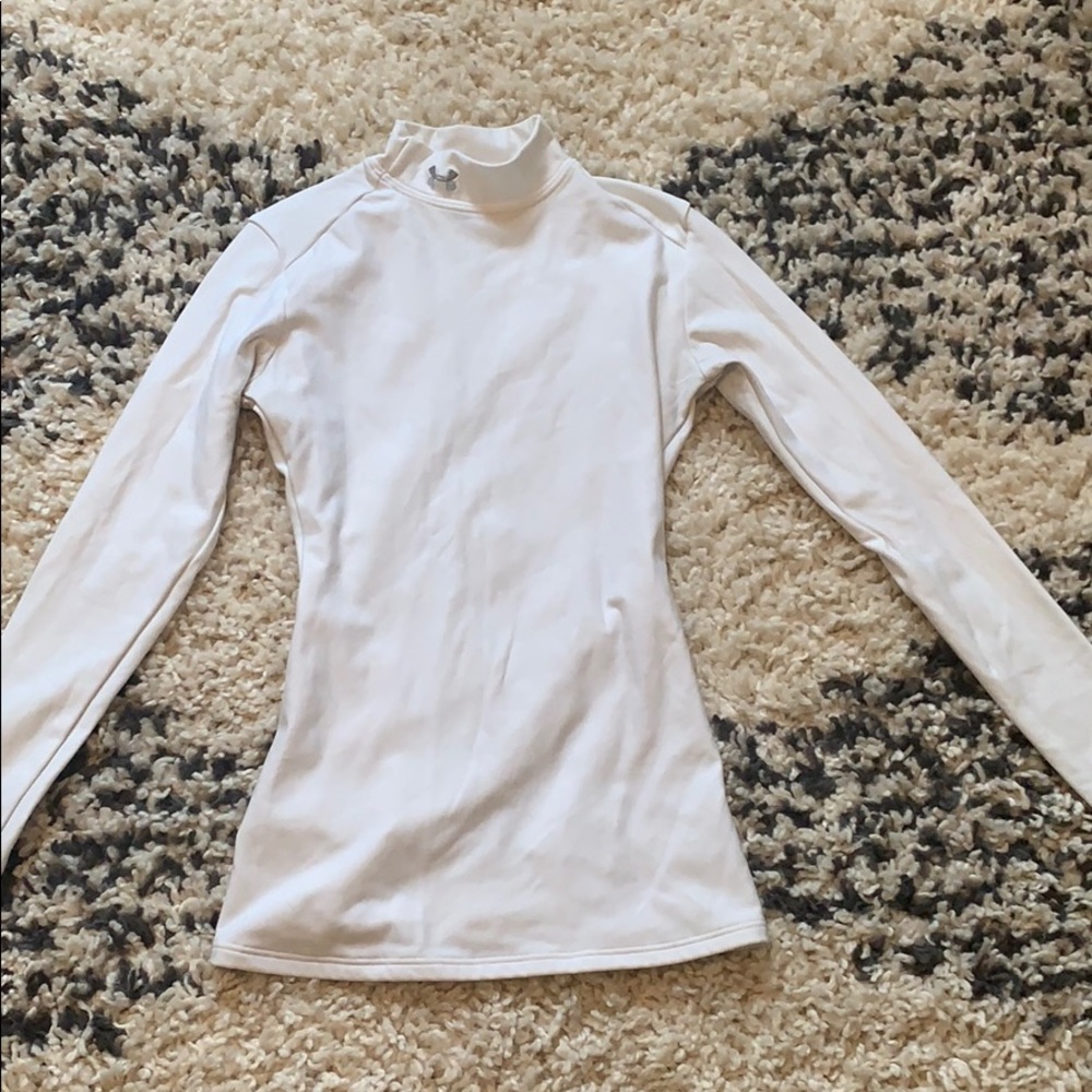 Women’s long sleeve under armor thermal